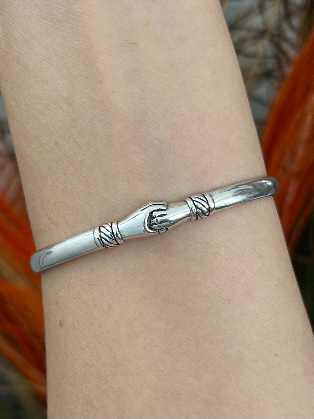 Unisex S925 Silver holding hands cuff Bracelet top seller gift for friend